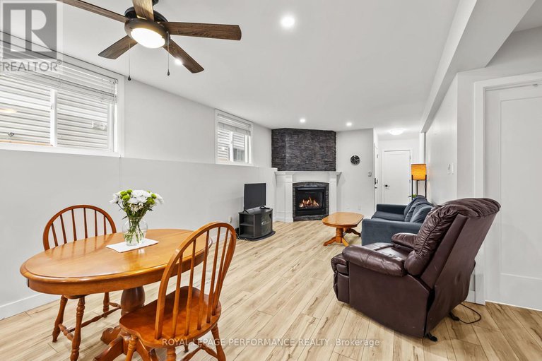 28779924/1c-75-lapointe-boulevard/embrun/russell/ontario/K0A1W0_19