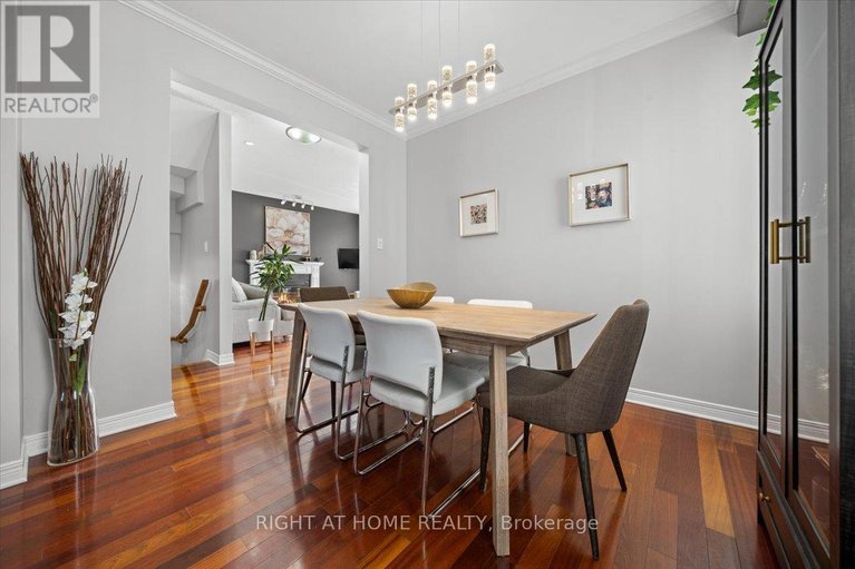 29532470/850-feather-moss-way/riverside-southgloucester-glen/ottawa/ontario/K1V1X2_11