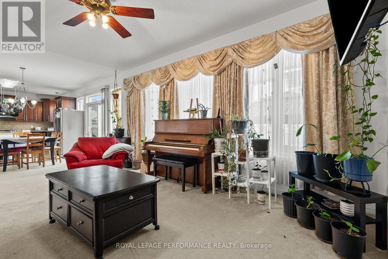 28812738/1901-pennyroyal-crescent/notting-hillsummerside/ottawa/ontario/K4A0P3_13