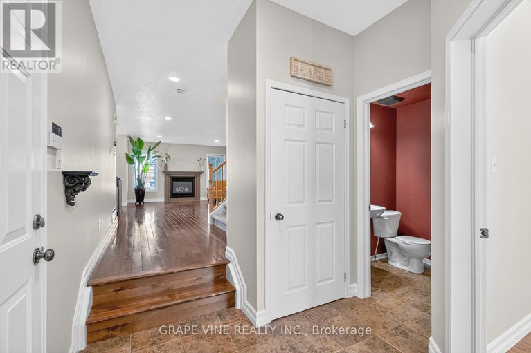 28825028/9-stoneleigh-street/strandherd/ottawa/ontario/K2G7A2_6