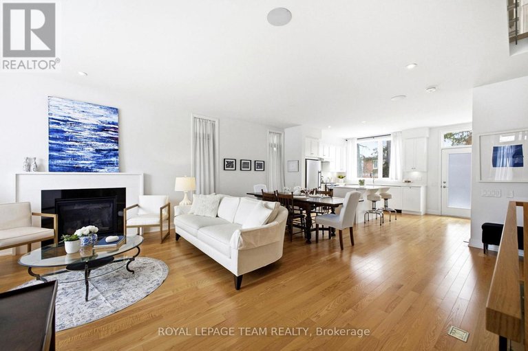 29635214/526-edison-avenue/mckellarhighland/ottawa/ontario/K2A3Y5_8