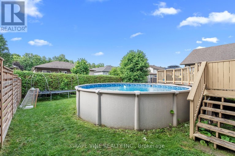 29427195/84-settlement-lane/village-of-russell/russell/ontario/K4R0A4_37