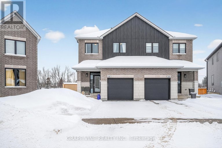 29642085/650-fisher-street/north-grenville-twp-kemptville-south/north-grenville/ontario/K0G1J0_1