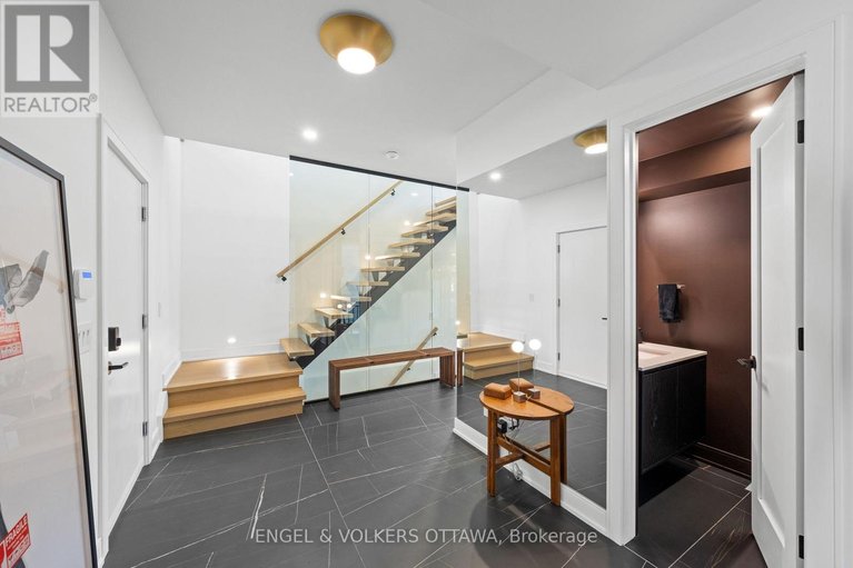 29568129/127-peridot-private/experimental-farm/ottawa/ontario/K2C3M3_4