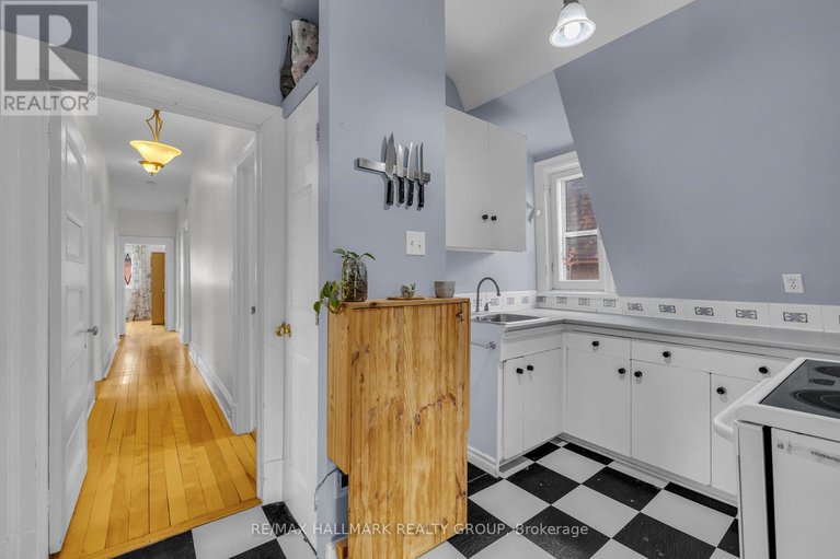 28281050/396-daly-avenue/sandy-hill/ottawa/ontario/K1N6H2_38