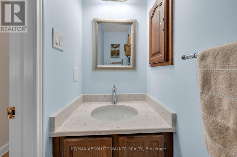 29601665/21-pattermead-crescent/hunt-clubwestern-community/ottawa/ontario/K1V0A1_18