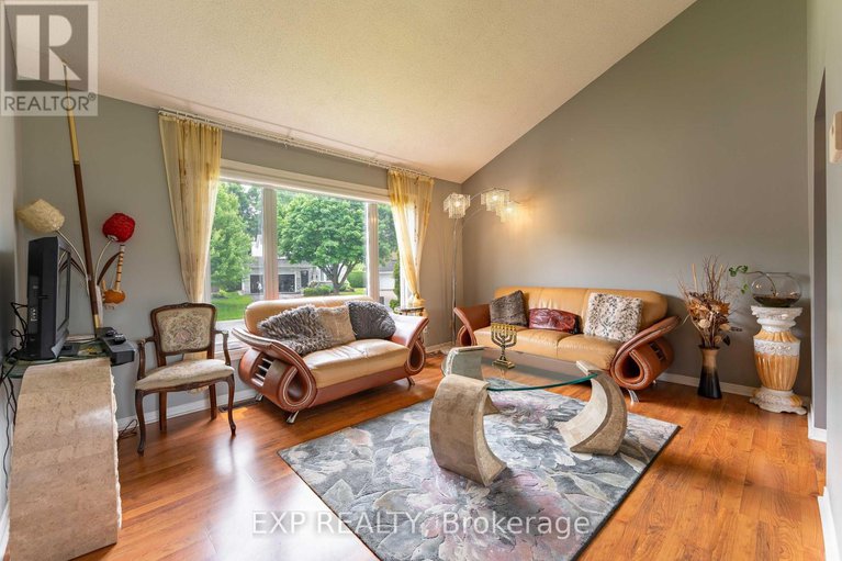 28448593/3379-descotes-circle/town-of-rockland/clarence-rockland/ontario/K4K1A8_12