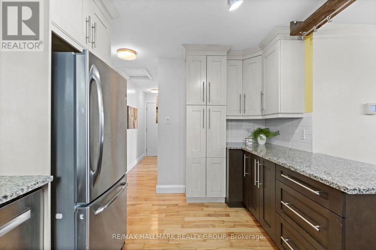 29176561/2155-monson-crescent/beacon-hill-north/ottawa/ontario/K1J6A7_12