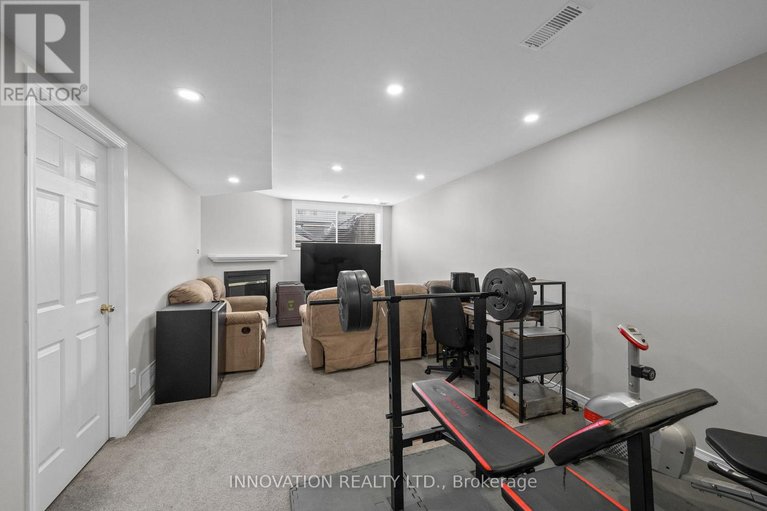 29615083/1287-klondike-road/morgans-grantsouth-march/ottawa/ontario/K2W1E2_28