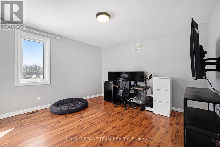 28547136/13034-boyne-road/north-dundas-winchester-twp/north-dundas/ontario/K0C1H0_20