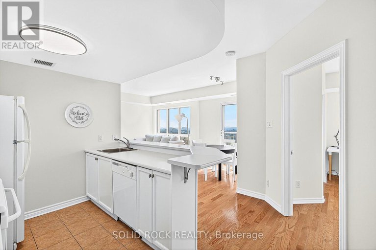 28611575/1908-200-rideau-street/sandy-hill/ottawa/ontario/K1N5Y1_8