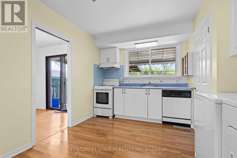 28631237/20-parkside-crescent/meadowlandscrestview/ottawa/ontario/K2G3B5_12
