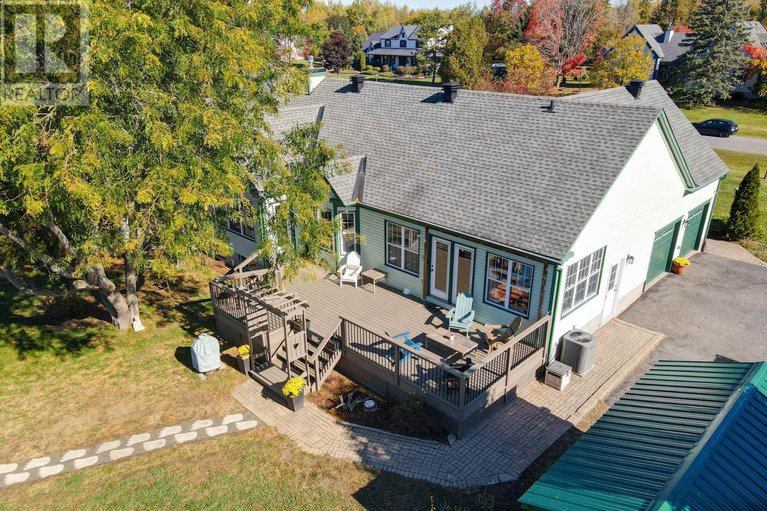 29348349/11-kimberly-avenue/north-grenville-twp-kemptville-east/north-grenville/ontario/K0G1J0_10