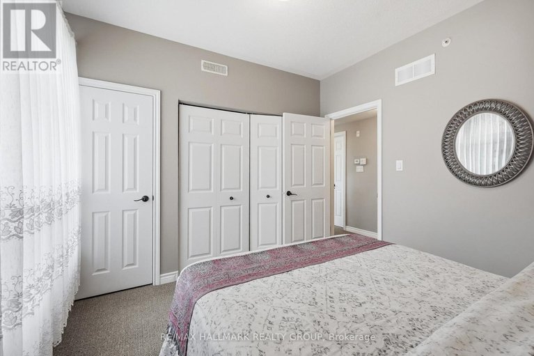29686096/405-215-titanium-private/convent-glen-north/ottawa/ontario/K1C0B7_24