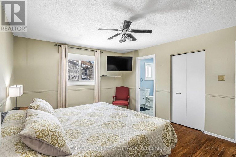 29085911/1427-rosebella-avenue/blossom-parkkemp-parkfindlay-creek/ottawa/ontario/K1T1E5_23