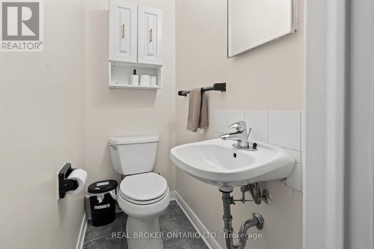 29028526/1229-cobden-road/queensway-terrace-southridgeview/ottawa/ontario/K2C2Z4_11