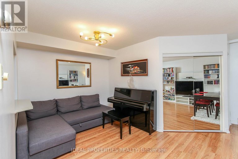 28573644/809-100-grant-carman-drive/borden-farmstewart-farmcarleton-heightsparkwood-hills/ottawa/ontario/K2E8B8_14