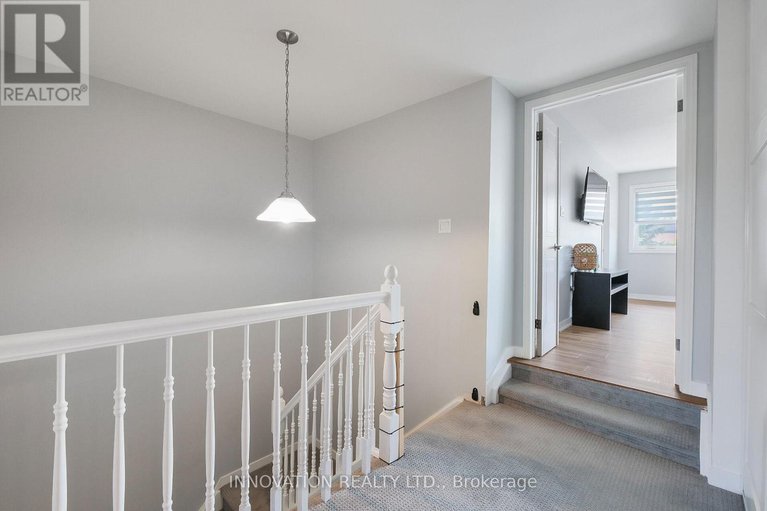28628638/27-54-huntview-private-w/hunt-clubwestern-community/ottawa/ontario/K1V0M5_23
