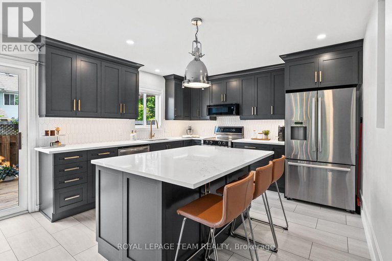 28493440/48-colchester-square/beaverbrook/ottawa/ontario/K2K2X4_10