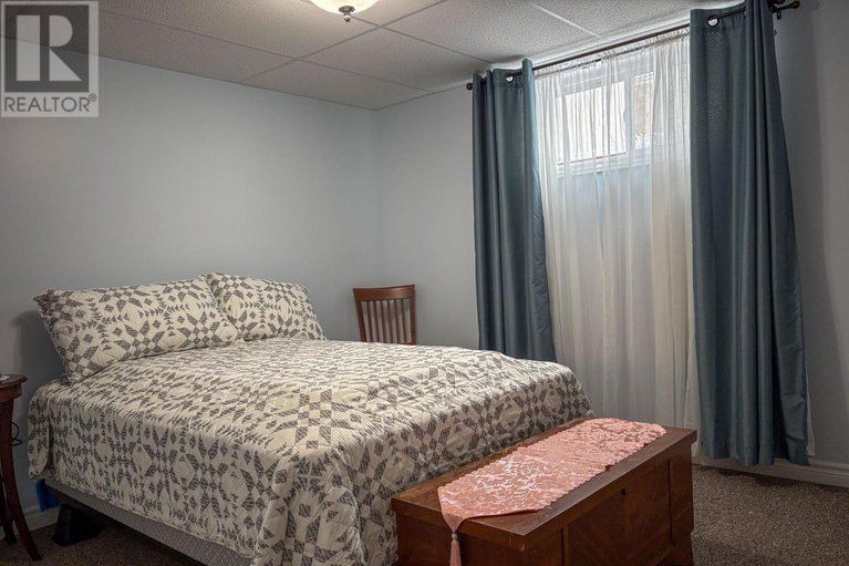 29493272/182-elk-street/renfrew/renfrew/ontario/K7V1A0_21