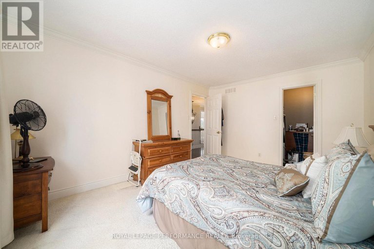 28759789/21-berry-glen-street/strandherd/ottawa/ontario/K2G7A5_23