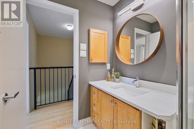 28407268/19-tuscan-private/west-centre-town/ottawa/ontario/K1R1C6_30