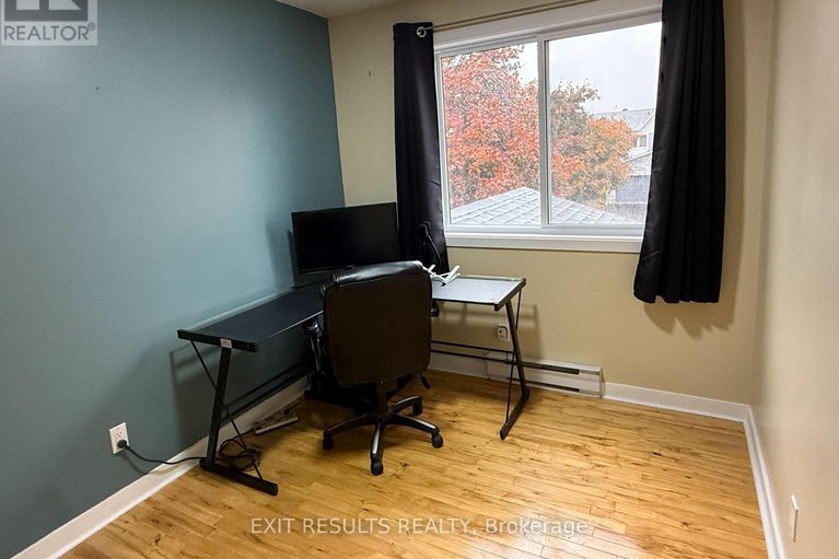 29055945/1090-dianne-avenue/town-of-rockland/clarence-rockland/ontario/K4K1G7_22