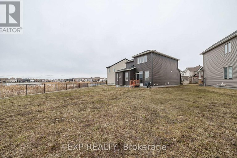 29484137/527-alcor-terrace/half-moon-bay/ottawa/ontario/K2J6N6_4