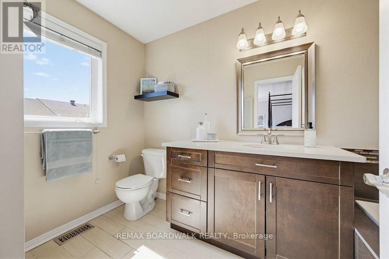 29645634/10-valemont-street/barrhaven-east/ottawa/ontario/K2G6Y1_27