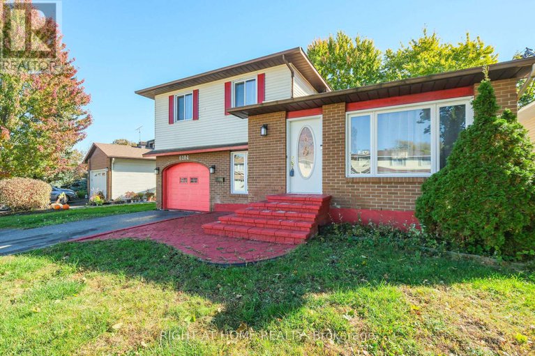 28221078/6104-vineyard-drive/convent-glen/ottawa/ontario/K1C2K2_5