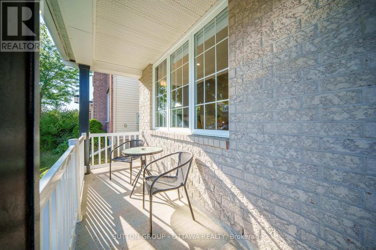28741722/11-baypointe-crescent/barrhaven-east/ottawa/ontario/K2G6T8_4