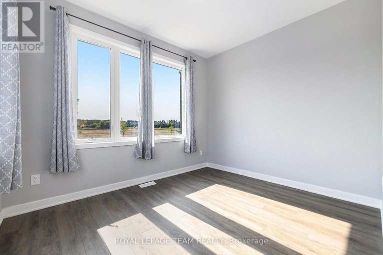28879241/165-yearling-circle/richmond/ottawa/ontario/K0A2Z0_7