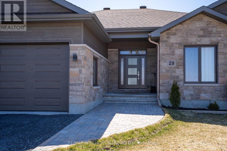 28147132/29-whitetail-avenue/long-sault/south-stormont/ontario/K0C1P0_5