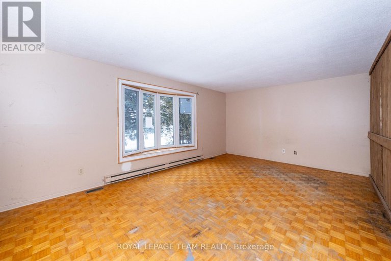 29205924/7-coolbrook-cr-crescent/munster/ottawa/ontario/K0A3P0_7