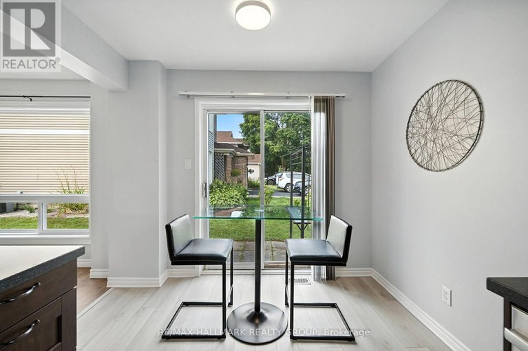 28804580/55-fair-oaks-crescent/craig-henrywoodvale/ottawa/ontario/K2G4W3_12
