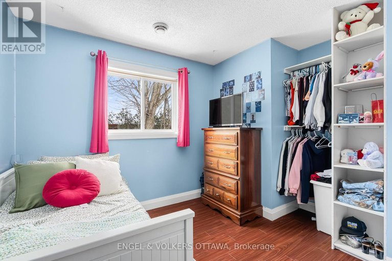 29561777/2437-henri-menard-court/clarencerockland-twp/clarence-rockland/ontario/K0A2A0_21