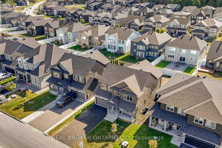 29160295/28-sopwith-private/huntley-ward-south-east/ottawa/ontario/K0A1L0_25