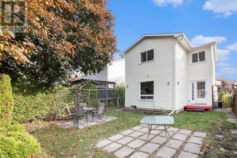 29025914/6357-st-louis-drive/hiawatha-parkconvent-glen/ottawa/ontario/K1C2X9_31