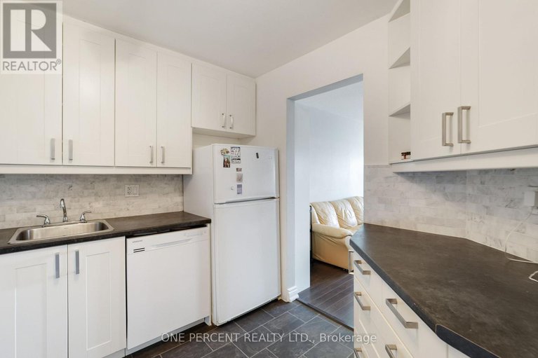 29376379/303-270-lorry-greenberg-drive/hunt-club-parkgreenboro/ottawa/ontario/K1T3K2_19