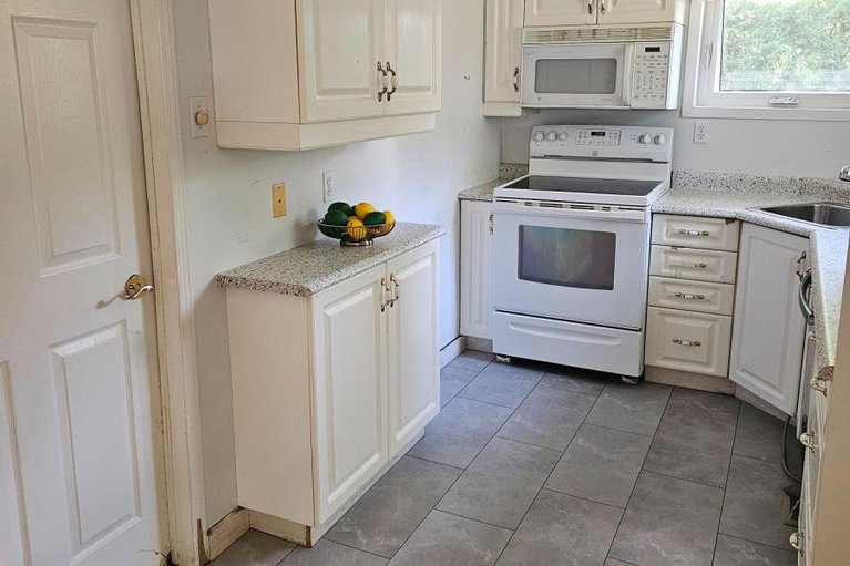 28045902/155-macmillan-lane/constance-bay/ottawa/ontario/K0A3M0_6