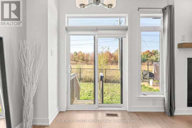 28967067/653-putney-crescent/stittsville-south/ottawa/ontario/K2S2N7_10