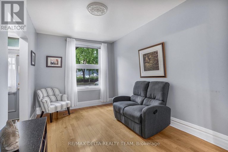 28737271/245-york-street/lower-town/ottawa/ontario/K1N5T9_4