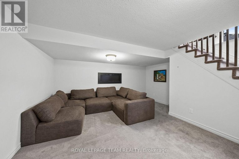 29594836/1160-beckett-crescent/stittsville-south/ottawa/ontario/K2S0Z2_35