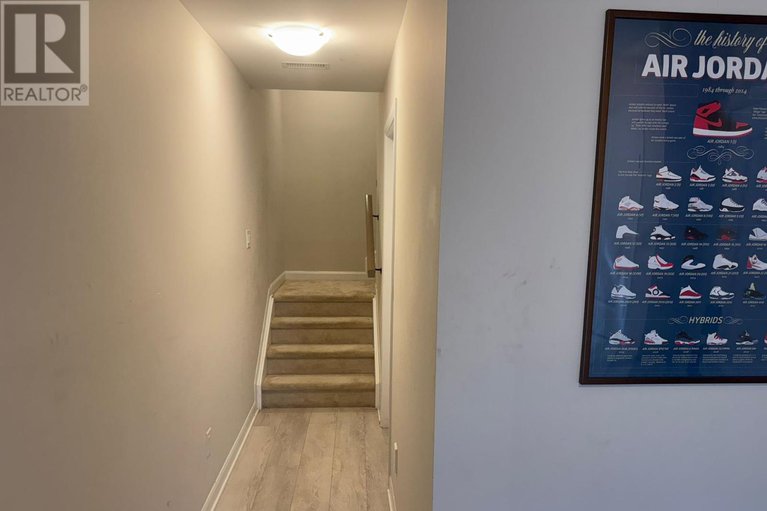 28933930/348-raheen-court-ottawa-circuit/half-moon-bay/ottawa/ontario/K2C3H2_3