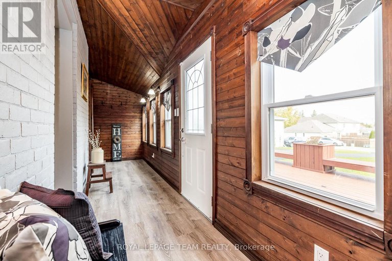 28600537/294-dumbrille-street/kemptville/north-grenville/ontario/K0G1J0_3