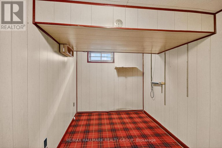 29046720/1281-erindale-drive/copeland-park/ottawa/ontario/K2C2G3_26