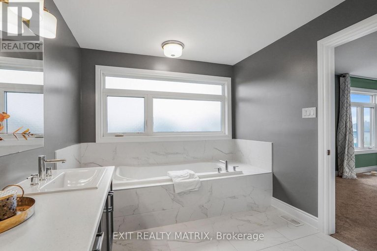 29642083/401-colmar-street/embrun/russell/ontario/K0A1W0_21