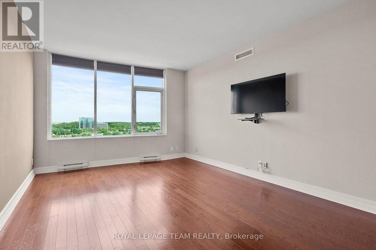 28646155/1401-3580-rivergate-way/windsor-park-village/ottawa/ontario/K1V1V5_18