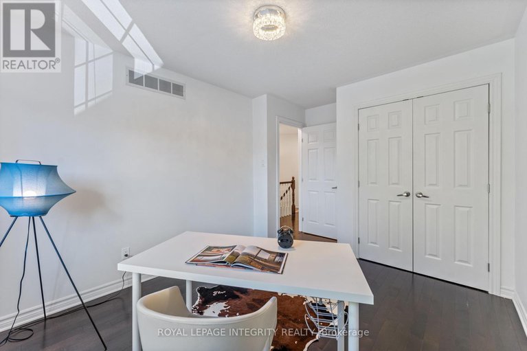 28951961/6308-sablewood-place/chapel-hill/ottawa/ontario/K1C7M6_39