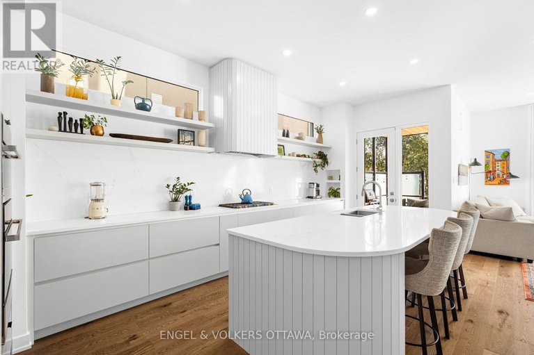 29349449/508-roosevelt-avenue/mckellarhighland/ottawa/ontario/K2A1Z8_12